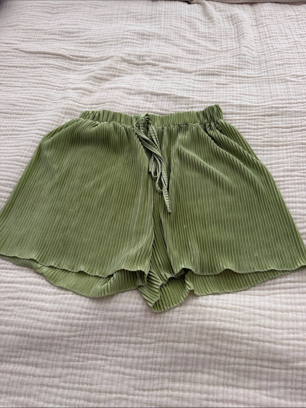 Amazon Olive Green High Waist Pleated Lounge Shorts